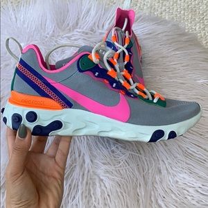 ❌ SOLD ❌ Women’s Nike shoes